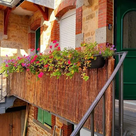 Les Gites De Lyly Pontorson Exterior photo