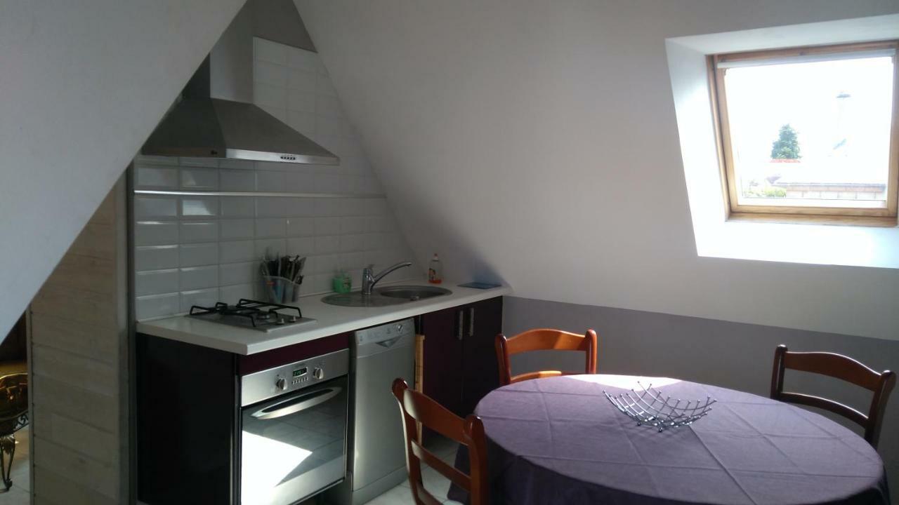 Les De Lyly Apartment